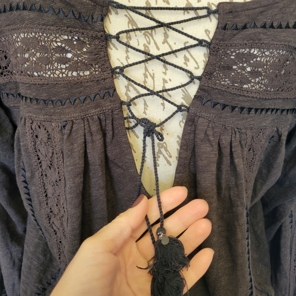 Free People Boho Open Back Crochet Trimmed Peasant Blouse Top Long Sleeve Size M - Picture 8 of 11